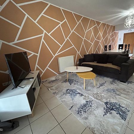 Charmant Appartement 2 Ch Nyons-Centre Ville Esterno foto