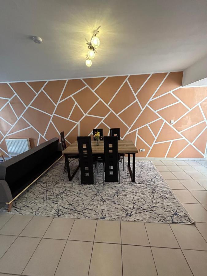 Charmant Appartement 2 Ch Nyons-Centre Ville Esterno foto