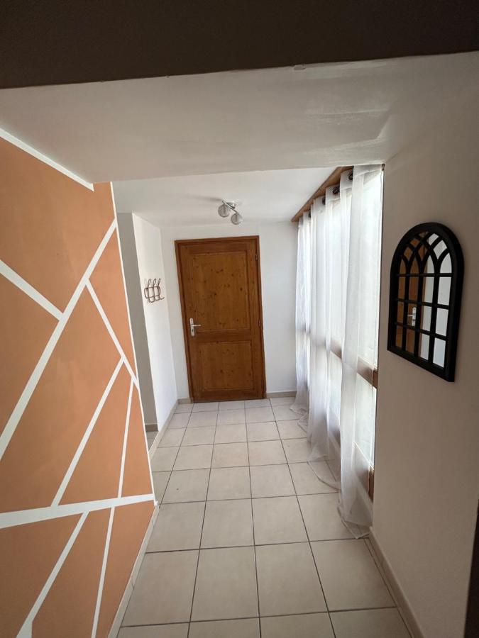 Charmant Appartement 2 Ch Nyons-Centre Ville Esterno foto