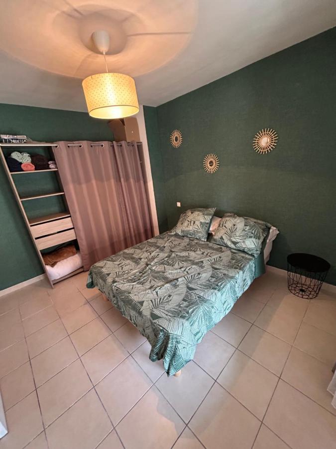 Charmant Appartement 2 Ch Nyons-Centre Ville Esterno foto